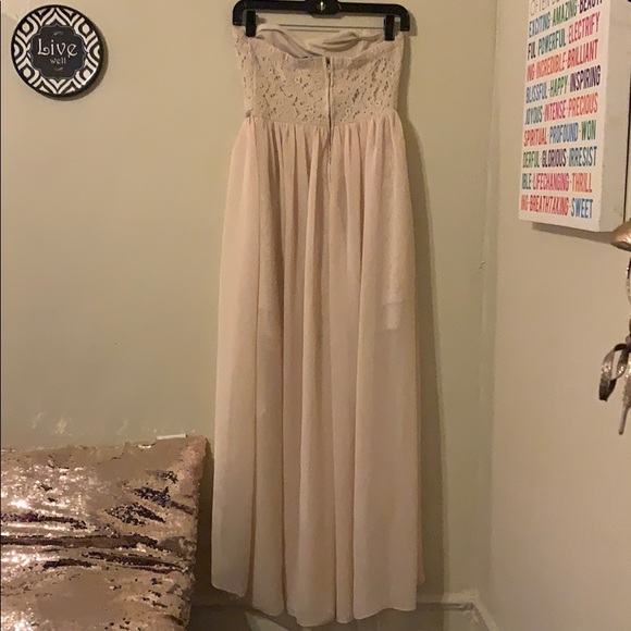 Dress - Picture 2 of 2